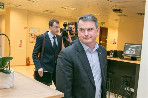 Andrius Jazgevičius ir UAB „Nota Bene“ logotipas