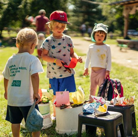 Vaikų estafetės lauke