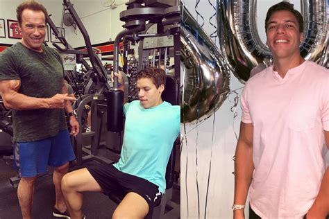 Arnoldas Schwarzeneggeris ir Josephas Baena sporto salėje