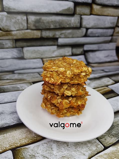 Maistingų ingredientų pasirinkimas kūdikių sausainiams