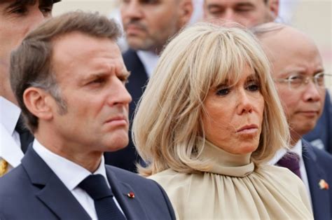 Brigitte Macron su vaikais ir anūkais