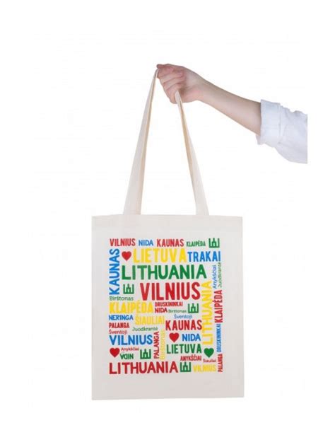Lietuvos vaikai su tautiniais simboliais