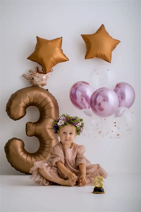 Vaikų teminė gimtadienio fotosesija su balionais