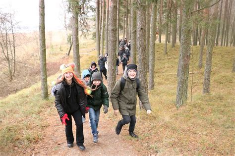 vaiku begimo varzybos gamtoje