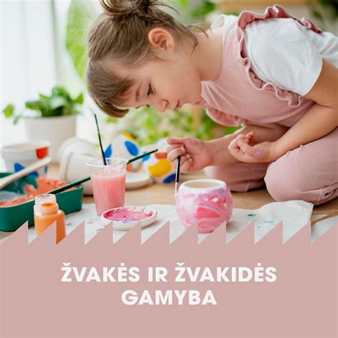 Vaikai gamina rankdarbius mamai