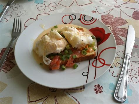 Benedikto kiaušinis ant duonos