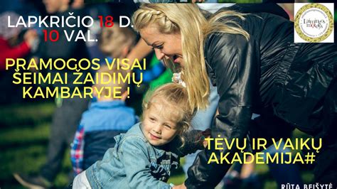 Pramogos visai šeimai žaidimų kambaryje