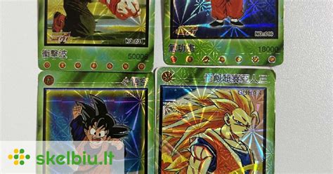 Dragon Ball Z žaidimo kovos scena su įvairiais kovotojais
