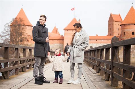 Donatas Montvydas su žmona Veronika ir dukra Adele