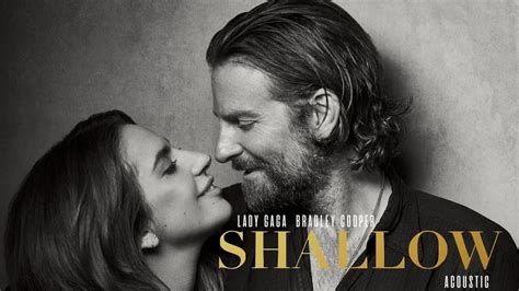 Lady Gaga ir Bradley Cooper atlieka dainą 