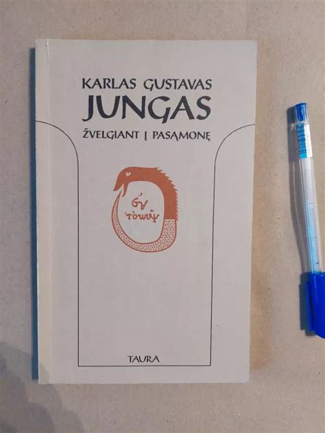 Carlas Gustavas Jungas prie savo namų Kiunsnachte
