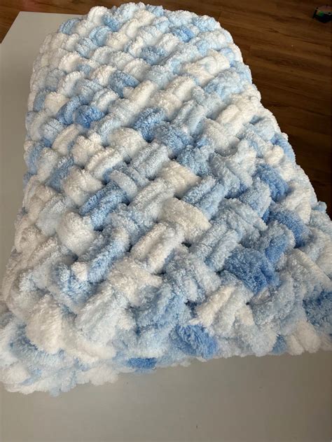 Naujagimio ir suaugusiojo griaučių palyginimas