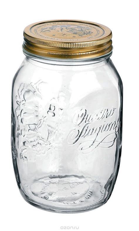 stiklainis su spalvotais popierėliais viduje