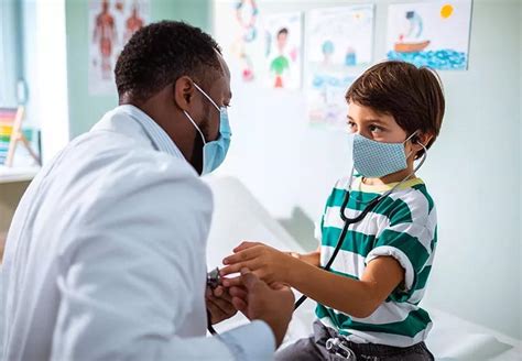 Infografika: Kaip išsirinkti geriausią pediatrą