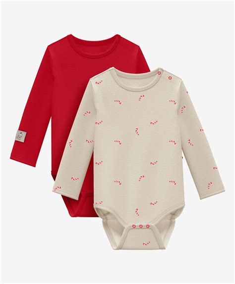 kūdikių drabužėlių pasirinkimas ir tvarkinga spinta