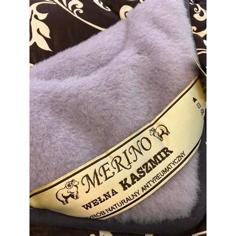 merino vilnos ir medvilnės tekstūros palyginimas