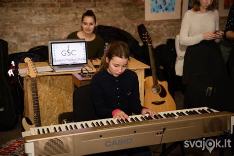 Muzikos studija „Džimba“ užsiėmimo metu