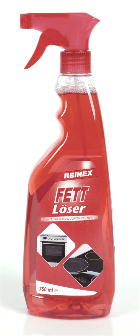 įvairios dailės priemonės ant stalo