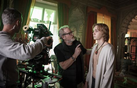 Christopheris Plummeris filmavimo aikštelėje