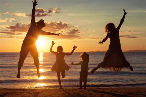 Nuotrauka arba iliustracija su Siamo dvyniais