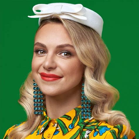 Rūta Lapė su vaikais