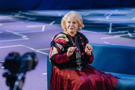 Vera Brežneva kaip televizijos laidų vedėja