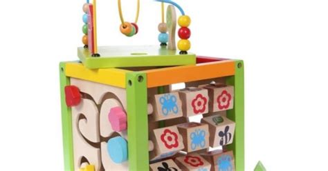 įvairūs kūdikių žaislai