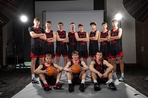 FIBA Čempionų lygos jaunimo turnyro logotipas ir dalyvių komandos