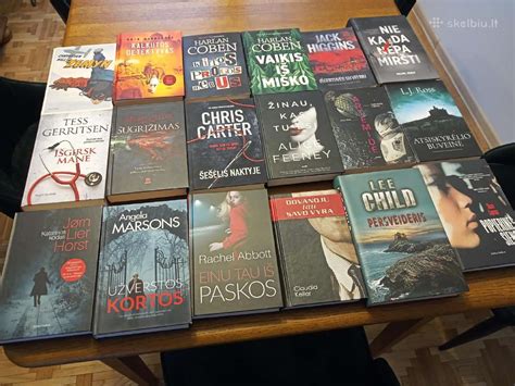 Deivido Valjamso knygų viršelių kolekcija