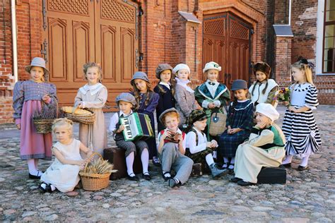 Animacinių personažų grupės nuotrauka