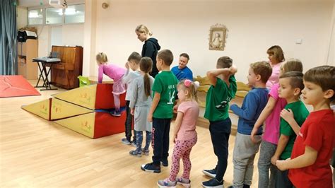 sportuojantis vaikas ir pėdos krūvio pasiskirstymas