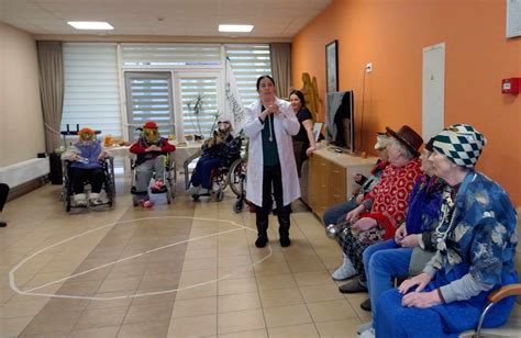 Nuotrauka pastato, kuriame įsikūrę Ežerėlio slaugos namai