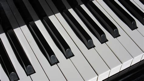 Vaikiško pianino klavišai ir mygtukai