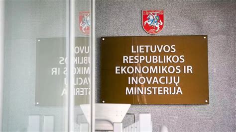pasirašoma sutartis