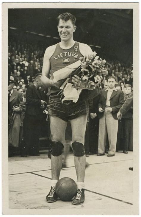 Pranas Lubinas su JAV rinktine 1936 m. Berlyno olimpiadoje