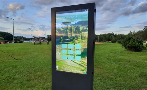 Interaktyvūs informaciniai terminalai keltuose