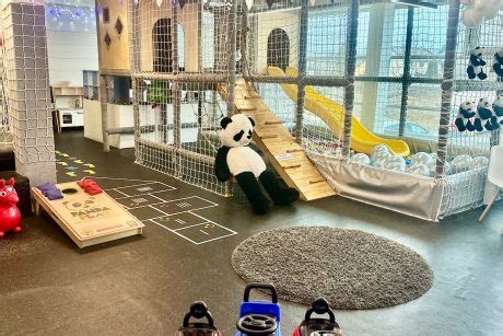 Vaikų žaidimų kambarys ir lauko aikštelė Birštone