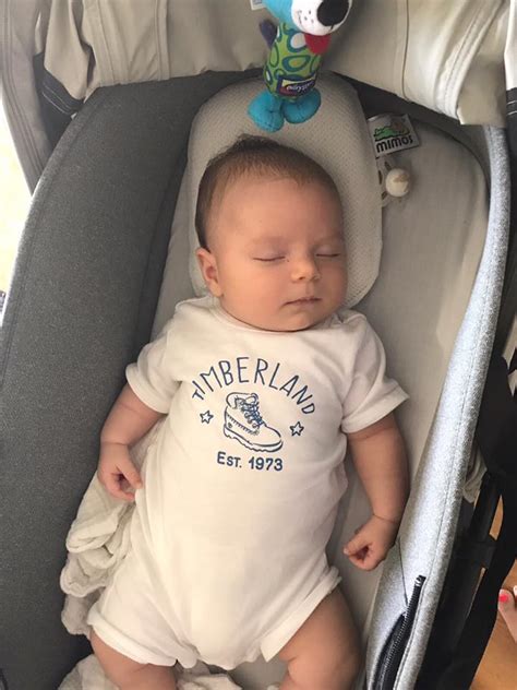 Kūdikio galvytė su prakaitu