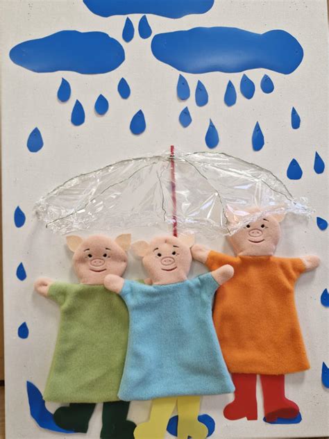 Kūdikis pavėsyje po skėčiu